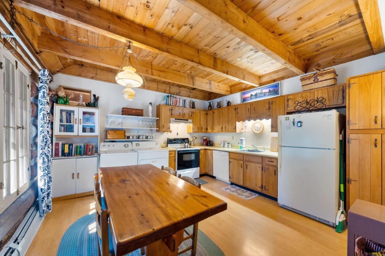 Cozy Condo By Tripp Lake Warrensburg Exteriér fotografie
